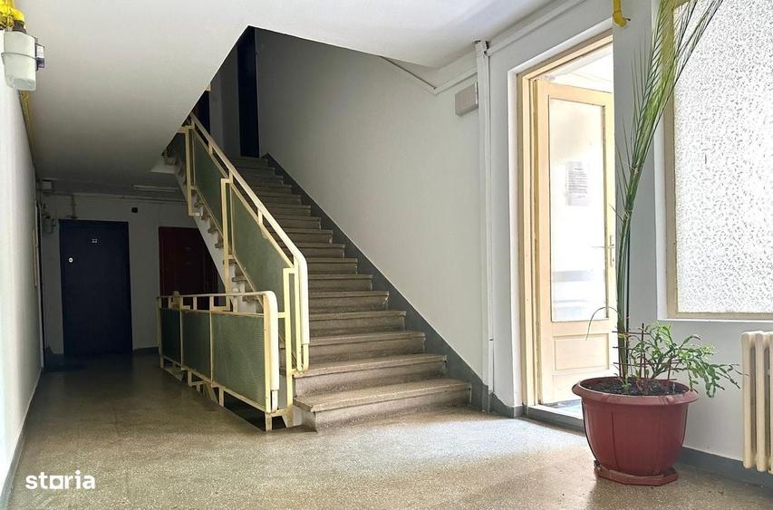Apartament cu 2 camere decomandat în Drumul Taberei
