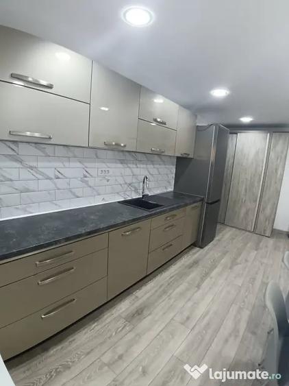 Apartament cu 2 camere decomandat în Exterior Vest