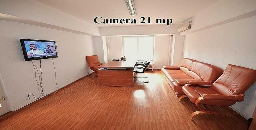 Apartament cu 4 camere decomandat în Unirii