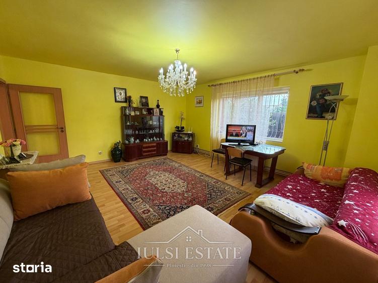 Casă cu 3 camere cu Teren 1210 Mp în Tinosu