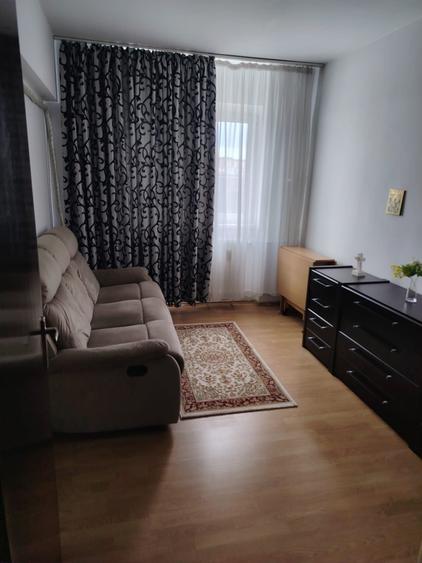 Apartament cu 3 camere decomandat în Pantelimon