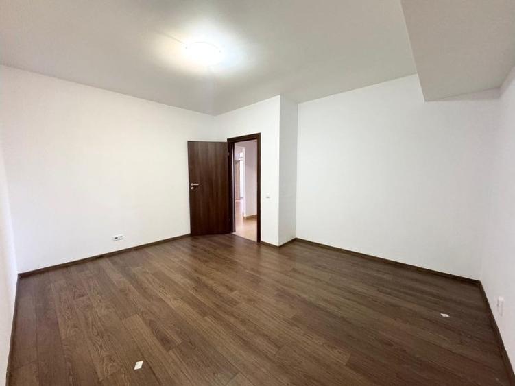 Apartament cu 5 camere în Dorobanți