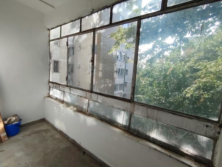 Apartament cu 3 camere circular în Drumul Taberei