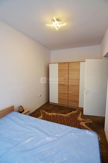 Apartament cu 3 camere semidecomandat, mobilat în Copou