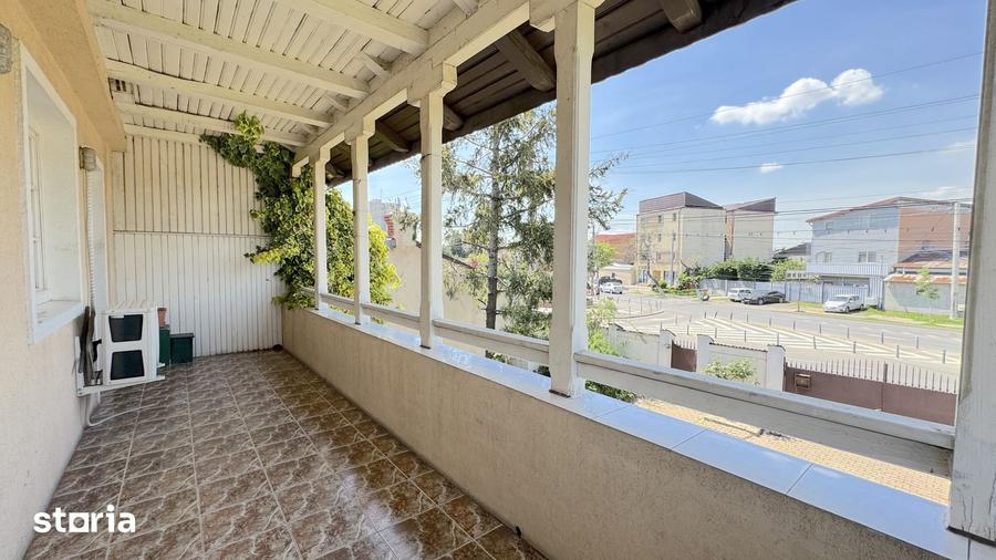 Casă cu 10 camere cu Teren 990 Mp în Sălaj