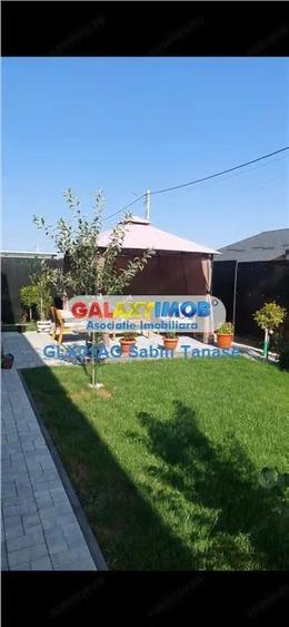 Casă cu Teren 400 Mp în Bradu