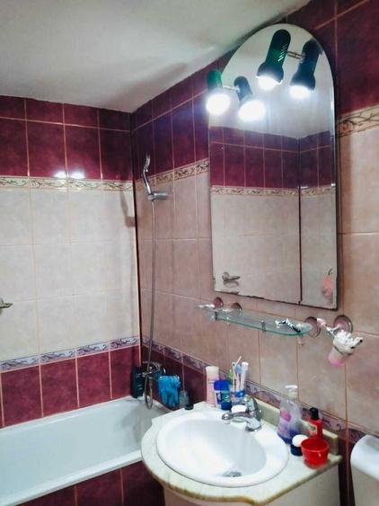 Apartament cu 3 camere decomandat în Mărăști