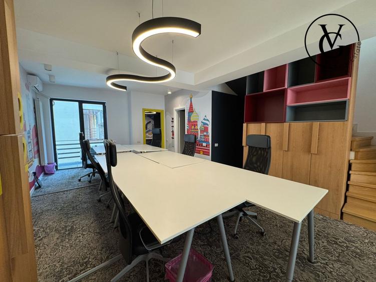 Duplex cu 11 camere cu Canalizare în Turda