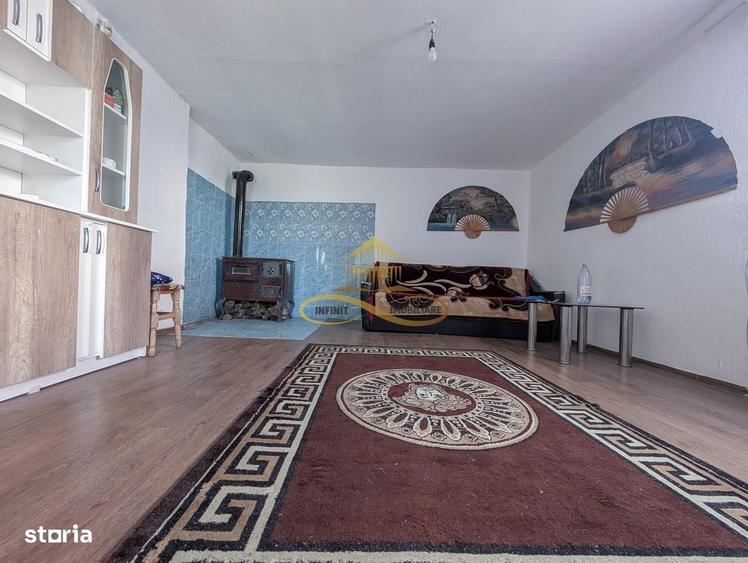 Casă cu 3 camere în Bogata