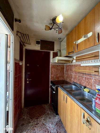 Garsoniera, etaj 3, mobilara si utilat, zona Steaua - 8