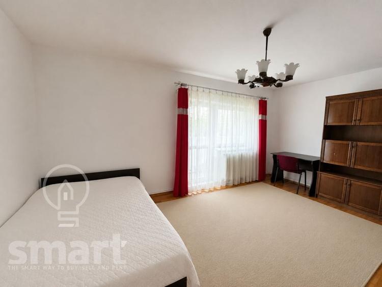 Apartament cu 3 camere decomandat, mobilat în Zorilor