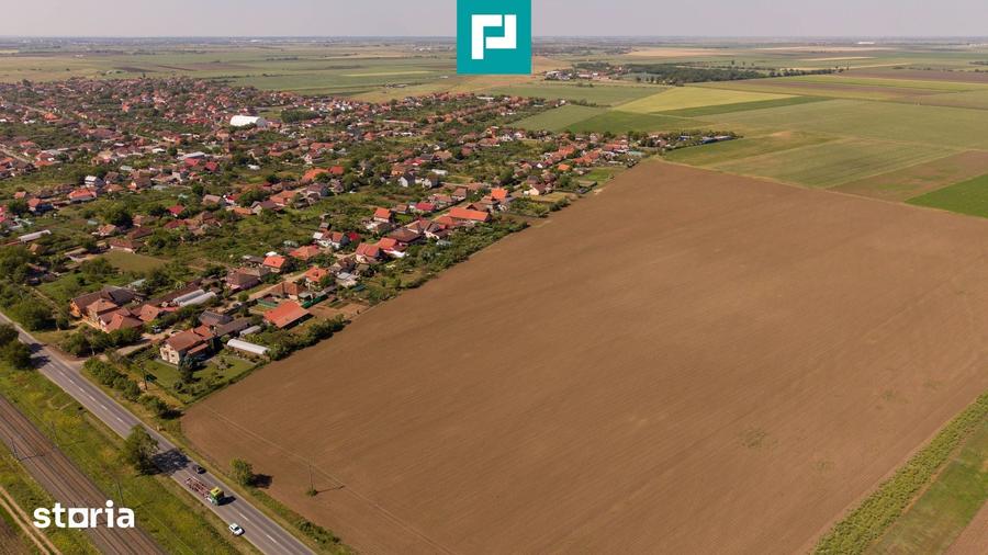Teren de 28500 mp, în Șofronea