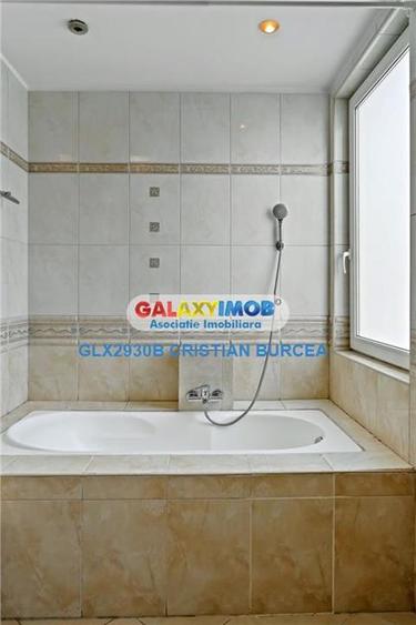 Apartament cu 3 camere decomandat, mobilat în Primăverii