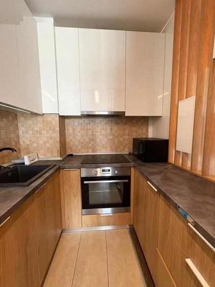 Apartament cu 3 camere în Unirii