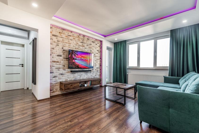 Apartament cu 2 camere semidecomandat, mobilat în Micălaca