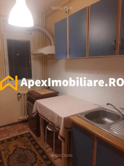 Apartament cu 2 camere decomandat în Drumul Taberei