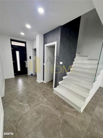 Casă cu 4 camere cu Teren 416 Mp în Păulești