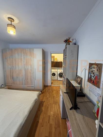 Apartament cu 2 camere decomandat, mobilat în Tomis III
