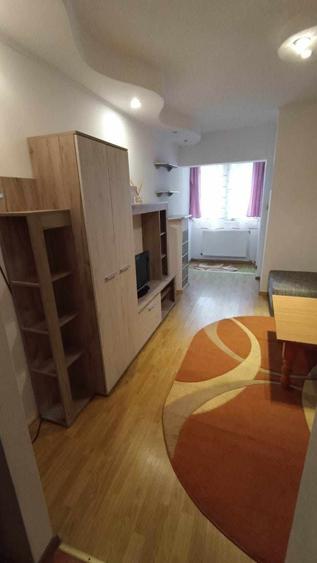 Garsonieră semidecomandată în Iosia