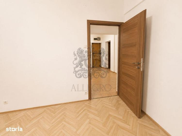 Apartament cu 4 camere în Cișmigiu