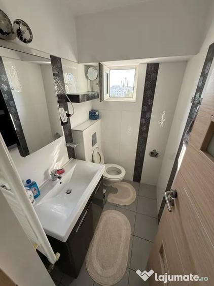 Apartament cu 3 camere decomandat în Mihai Bravu