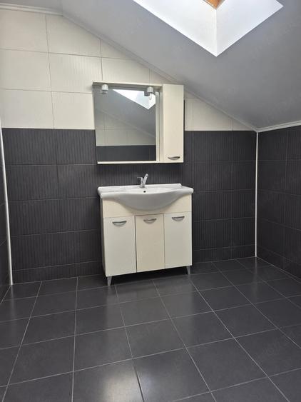 Casă cu 3 camere cu Teren 260 Mp în Central