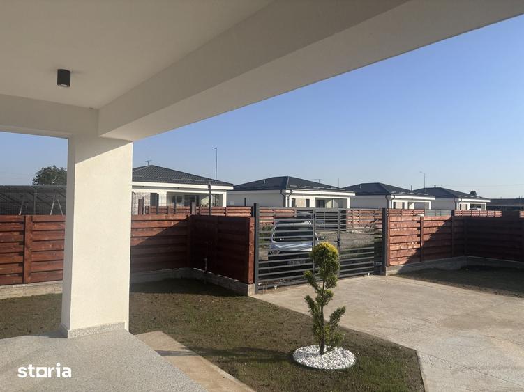 Casă cu 3 camere cu Teren 391 Mp în Ștefănești