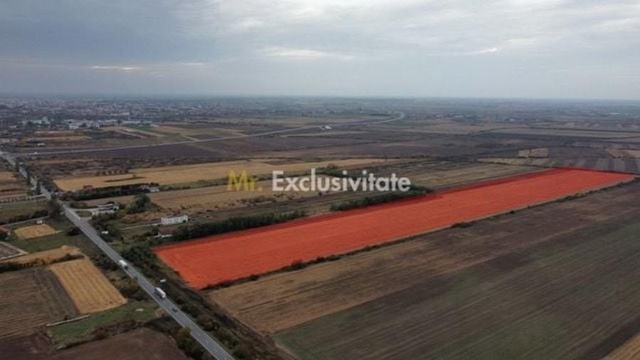 Teren Construcții intravilan de 59600 mp, în Botizului