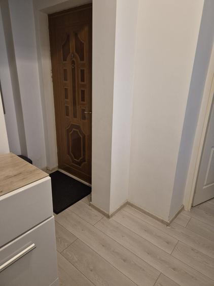 Apartament 2 camere decomandate utilat mobilat renovat etaj 2 str. Mircea Eliade - 3
