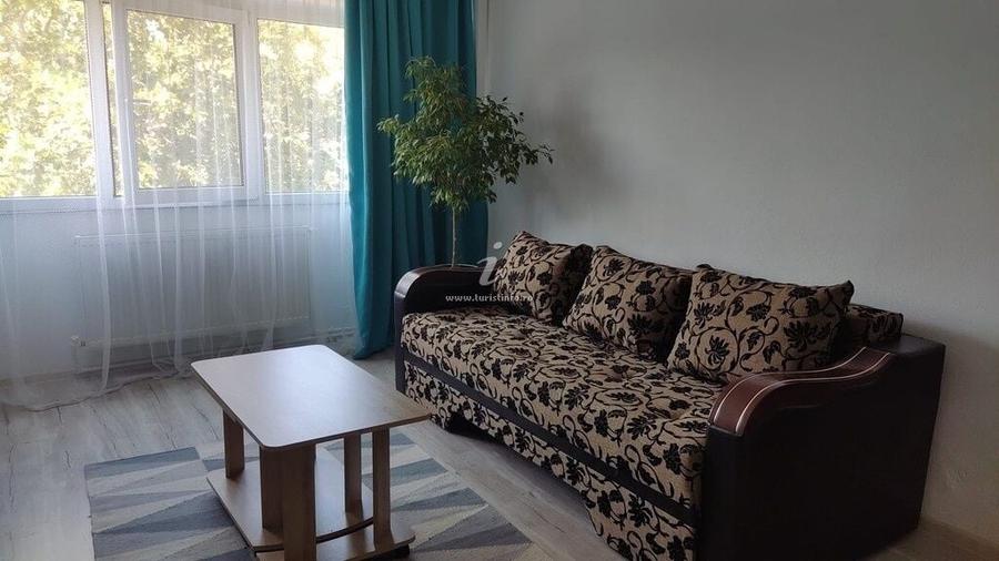 Apartament cu 2 camere decomandat în Faleza Nord