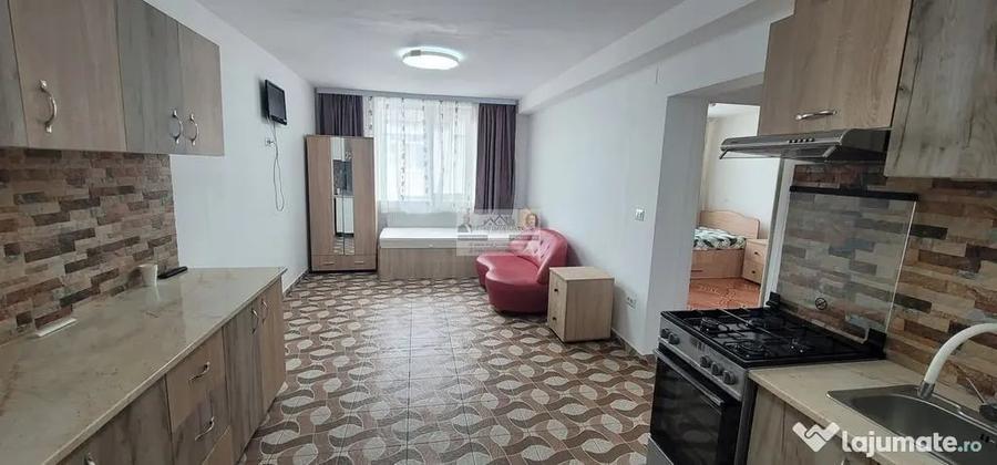 Apartament cu 2 camere semidecomandat în Central