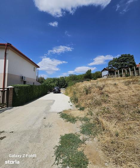 Teren de 572 mp, în Paleu