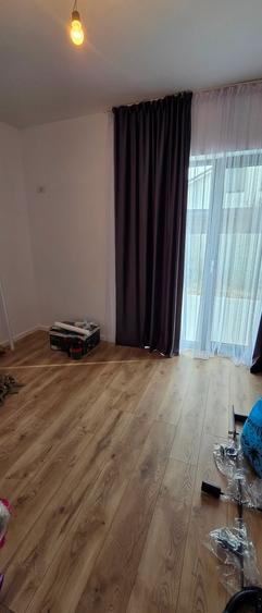 Casă individuală cu 5 camere cu Teren 386 Mp în Berceni
