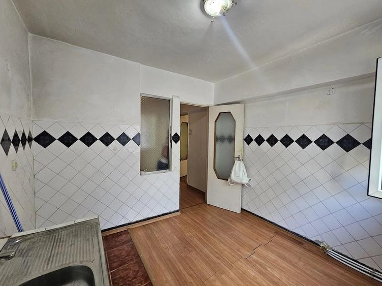 Apartament cu 2 camere semidecomandat în Mihai Eminescu