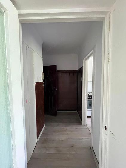 Apartament cu 2 camere semidecomandat în Tătărași
