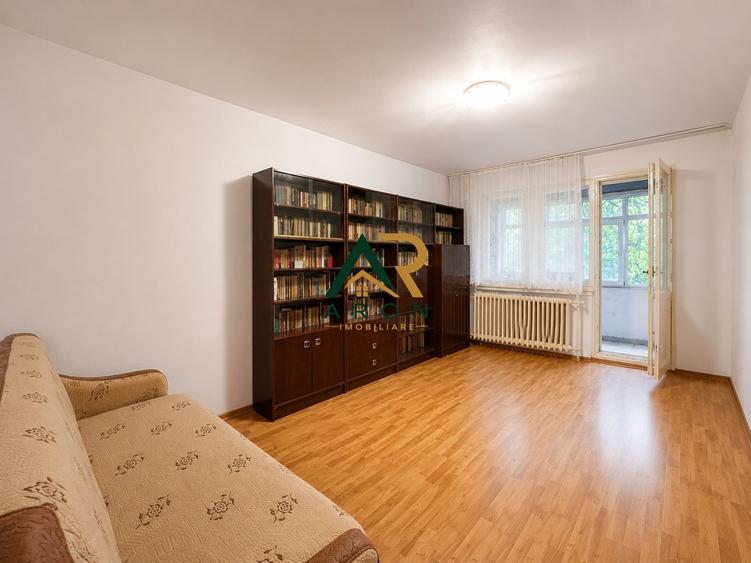 Apartament cu 3 camere decomandat, mobilat în Dristor