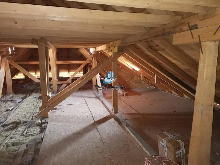 Apartament cu 2 camere semidecomandat în Sud