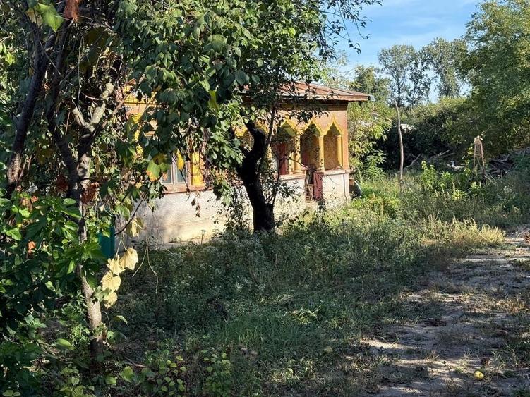 Casă cu 3 camere în Joița