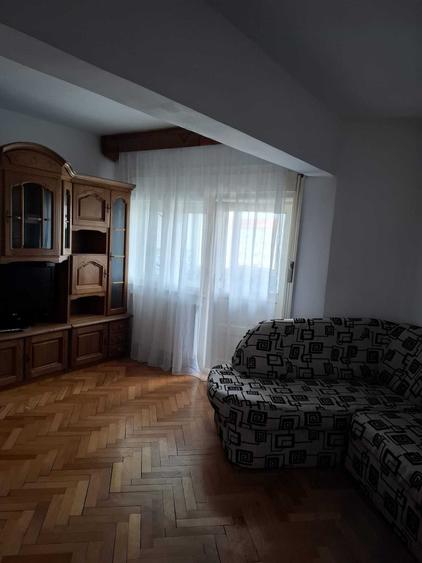 Apartament cu 2 camere decomandat în Nufărul