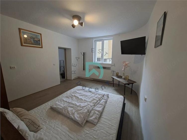 Apartament cu 2 camere decomandat în Blumăna