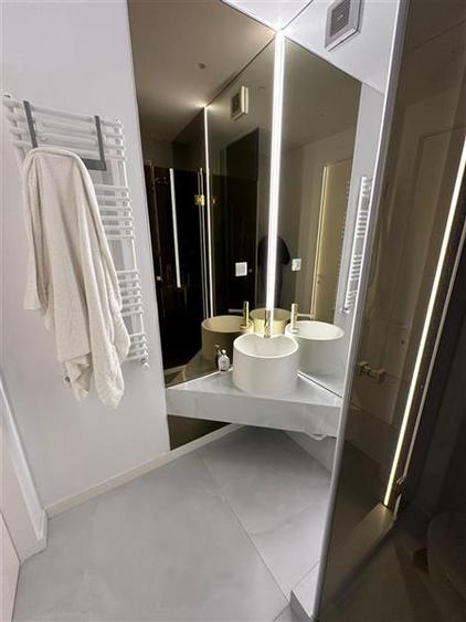 Apartament cu 3 camere decomandat, mobilat în Pipera