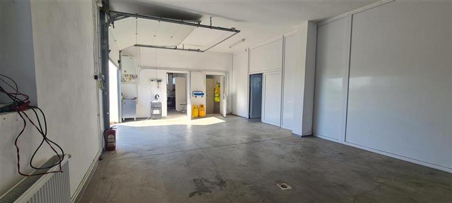 Spațiu industrial, de 440 mp, în Livada