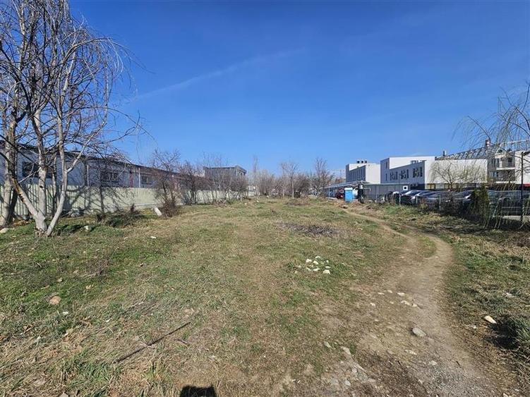 Teren Construcții intravilan de 3348 mp, în Theodor Pallady