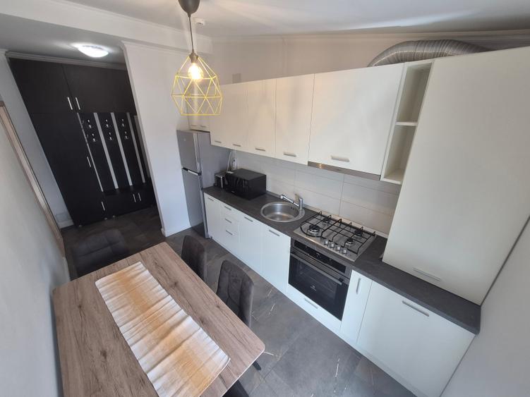 2 Cam--Braytim-5 Min Spitalul Judetean-Mobilat--1 loc Parcare-55MP-98.000 Euro - 2