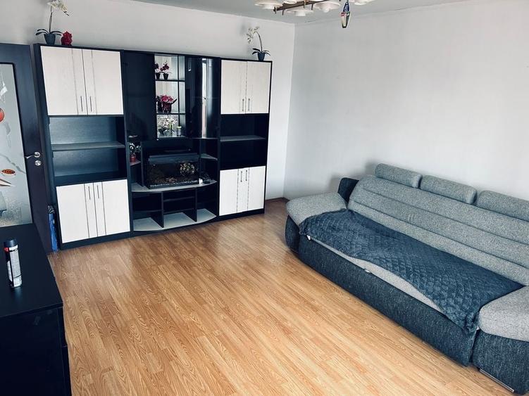 Apartament cu 2 camere decomandat în Cantacuzino