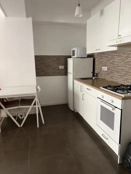 Apartament cu 2 camere semidecomandat în Grozăvești