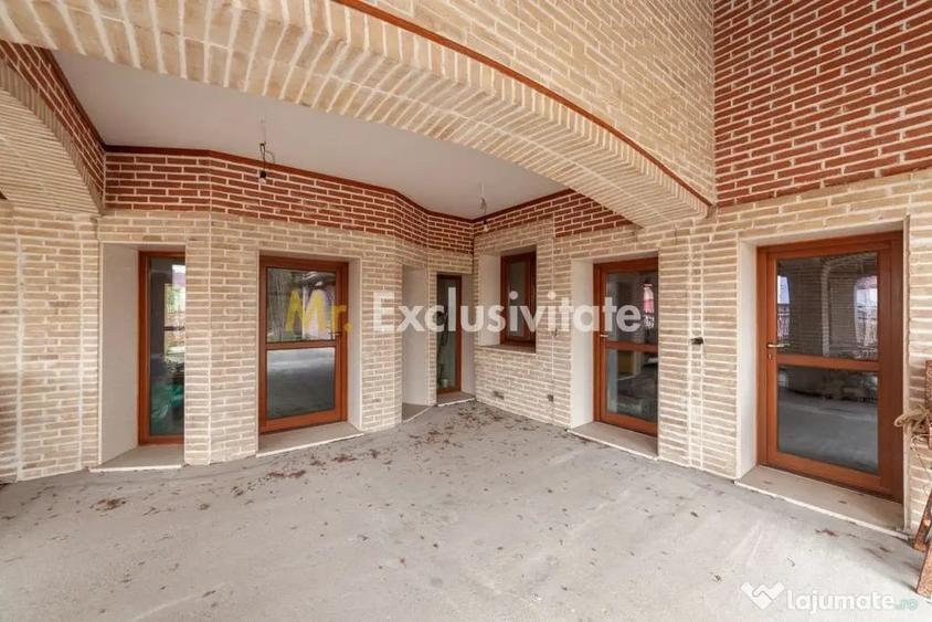 Casă cu 8 camere cu Teren 1229 Mp în Ștefănești