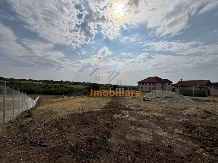 Teren de 4350 mp, în Șauaieu