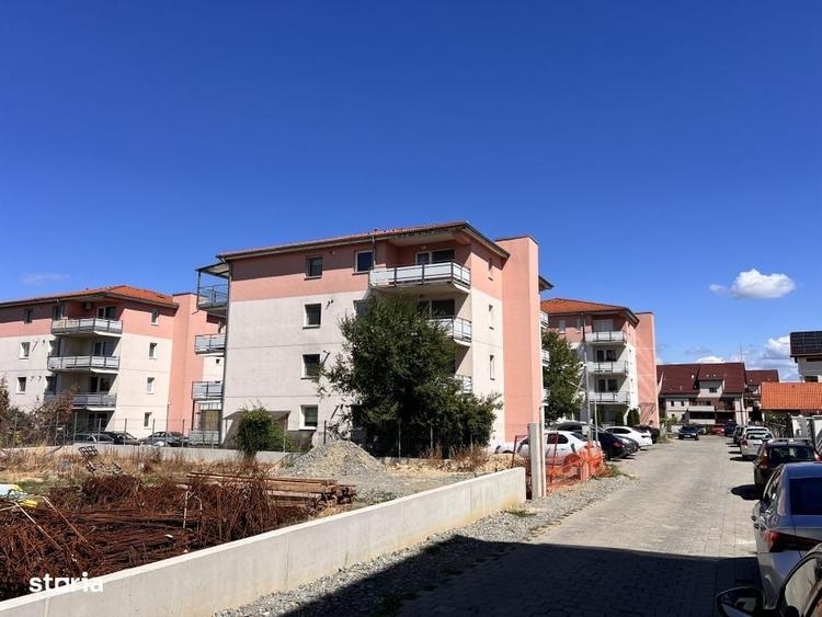 garsoniera bloc nou str colinei zona cl poplacii et 2 lift terasa - 4