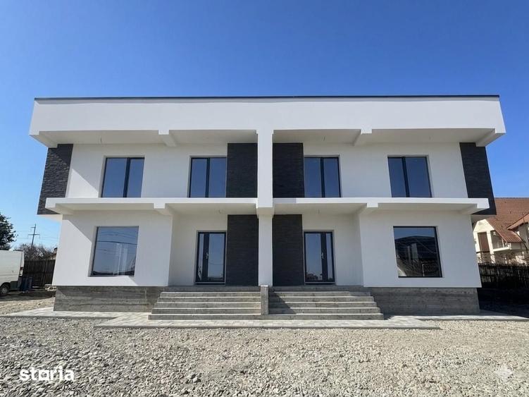 Casă cu 4 camere cu Teren 250 Mp în Găvana
